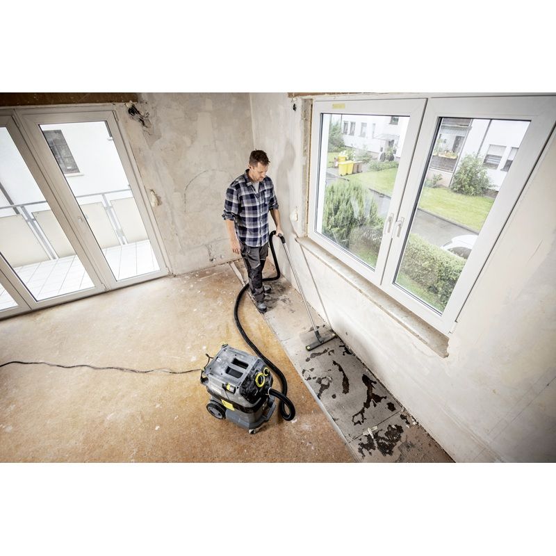 ПРАХОСМУКАЧКА ЗА СУХО И МОКРО ПОЧИСТВАНЕ KARCHER NT 30/1 Tact Te M